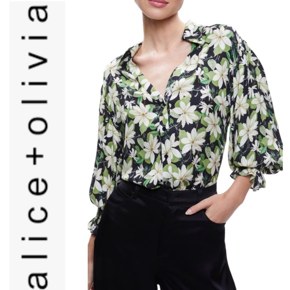 Alice + Olivia Tops - NWT💕Alice + Olivia Julius Floral Print Blouse Size S